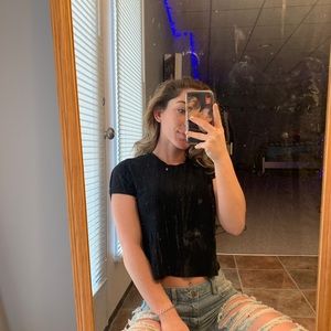 Black tee